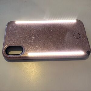 📱✨ Lights, camera, SELFIE 💁‍♀️💡💖  LuMee Pink Glitter Case for iPhone XR ✨📱
